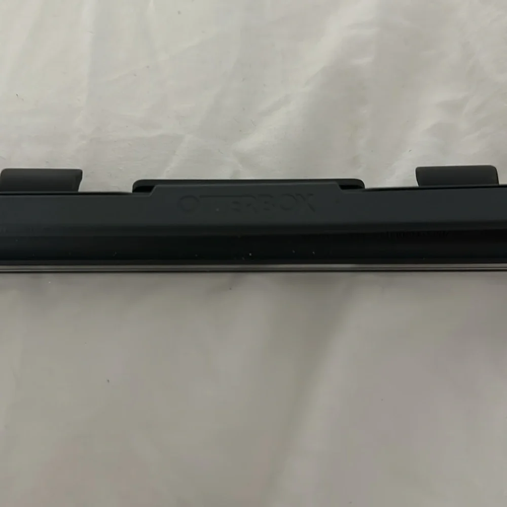 OtterBox Symmetry Series Black Case Used